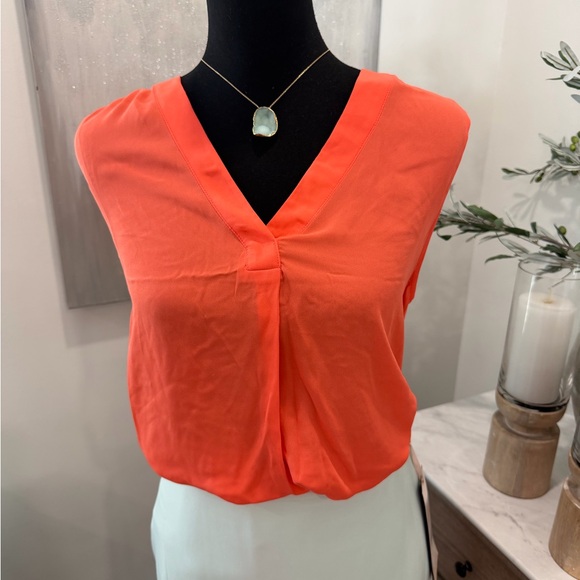 Ann Taylor Tops - Ann Taylor Coral V-Neck Sleeveless Blouse
